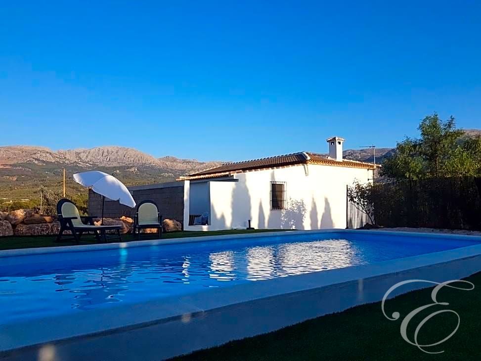 Country House in Villanueva del Rosario Ref XL4097 Essential